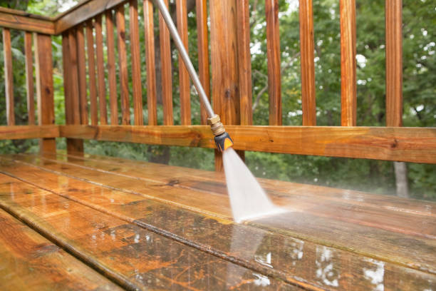 Best Deck Pressure Washing  in Colby, WI